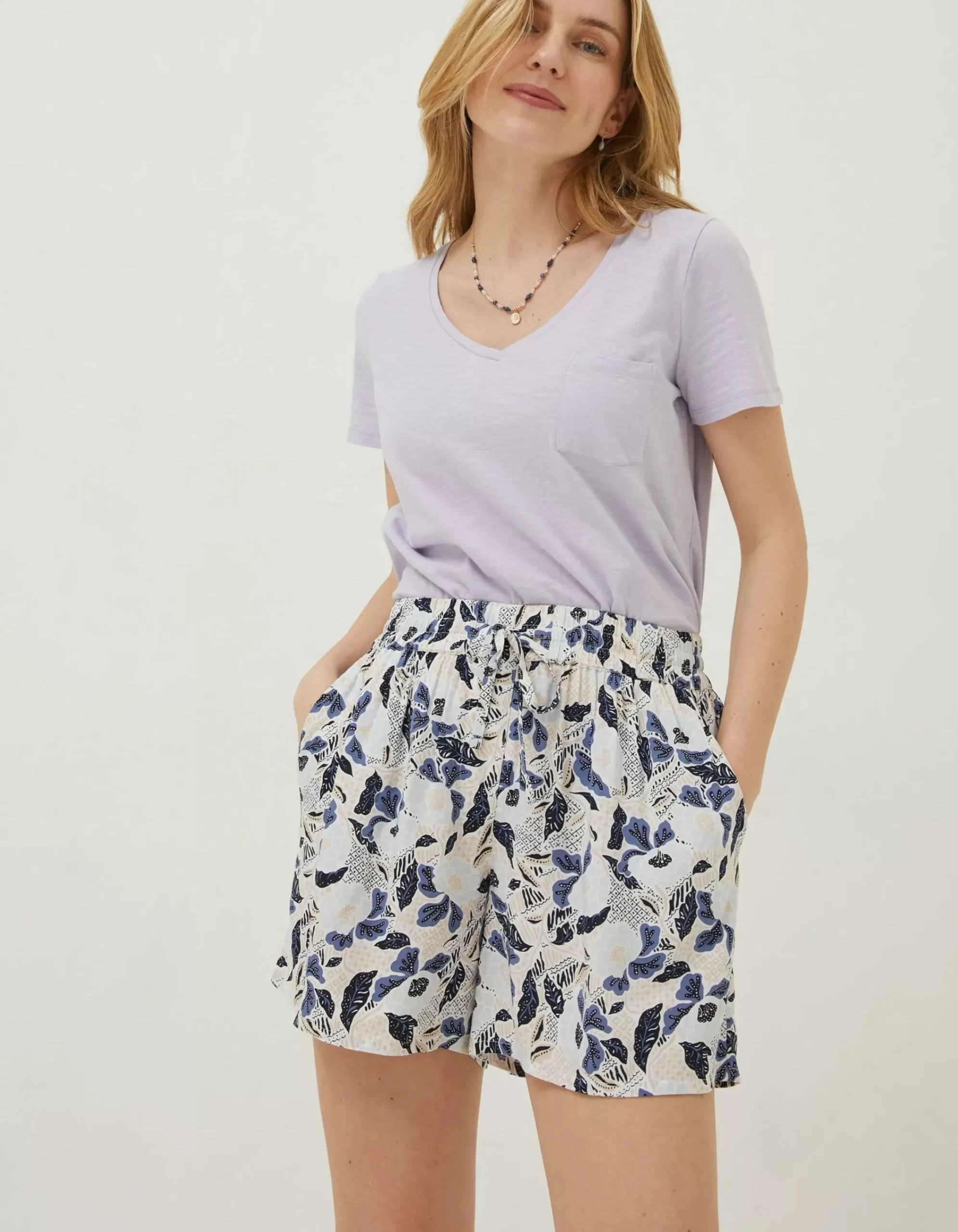 FatFace Batik Flower Flippy Shorts Ivory Clearance
