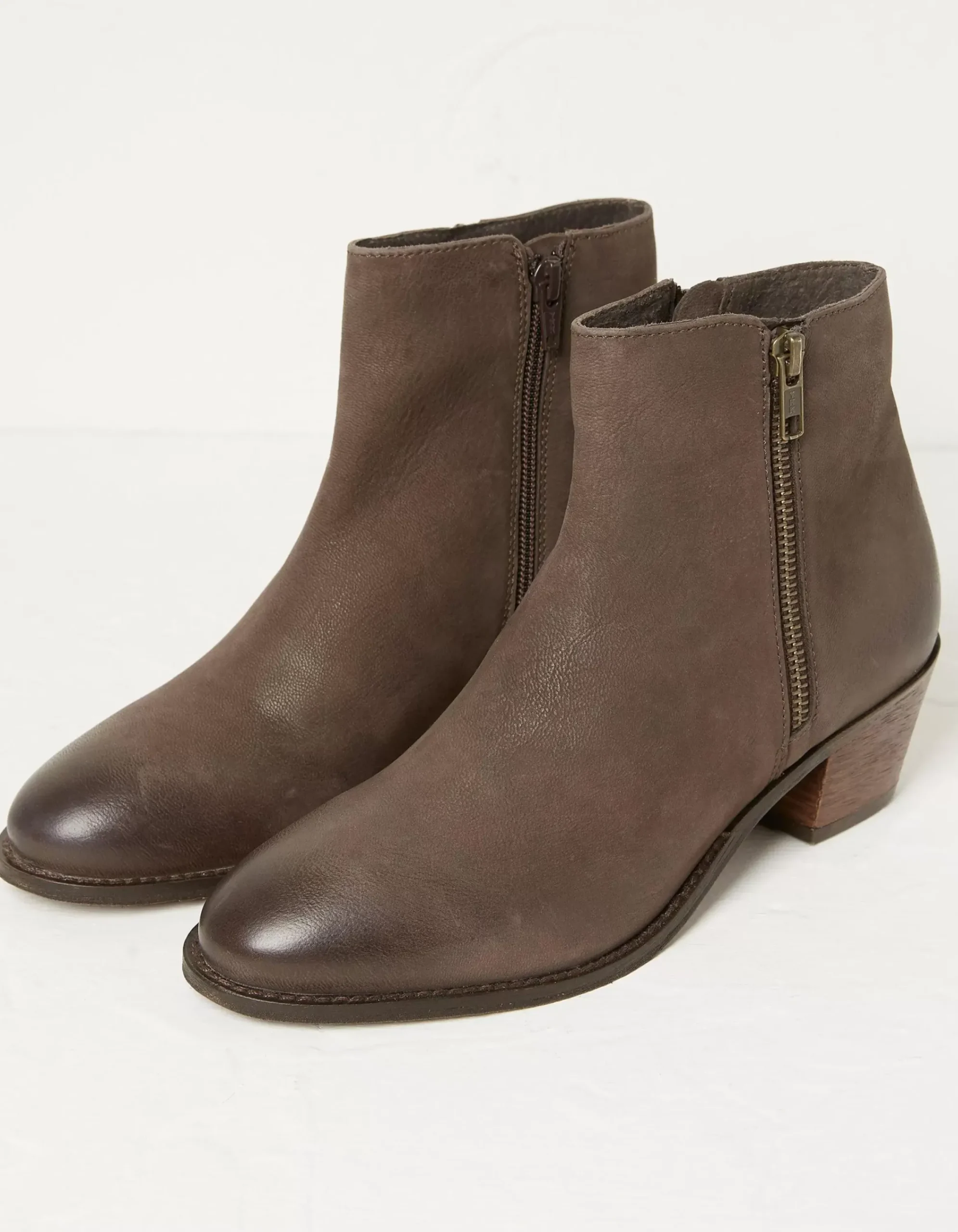 FatFace Betsy Zip Detail Ankle Boot Chocolate Brown Hot
