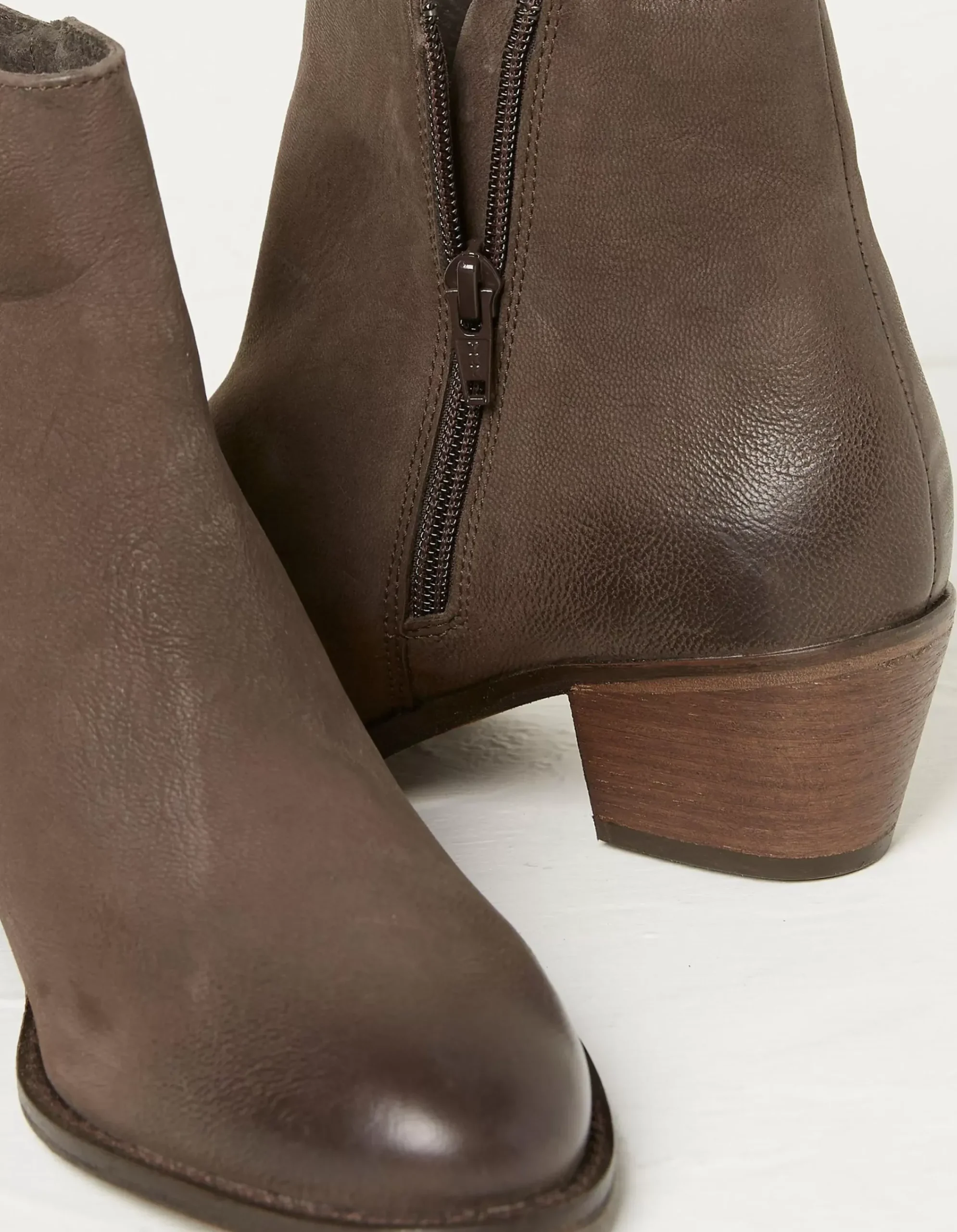 FatFace Betsy Zip Detail Ankle Boot Chocolate Brown Hot