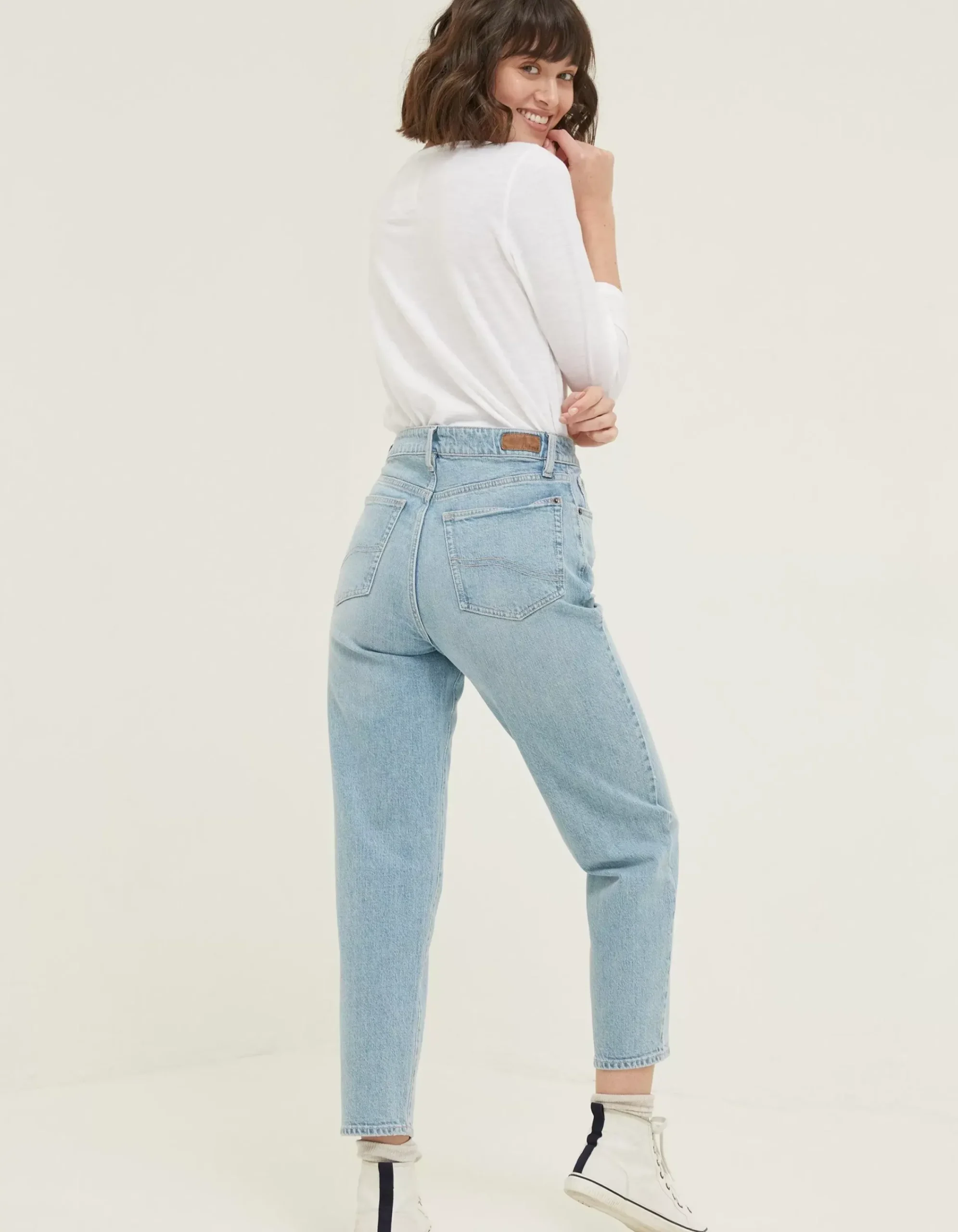 FatFace Bray Barrel Comfort Stretch Jeans Light Blue Discount