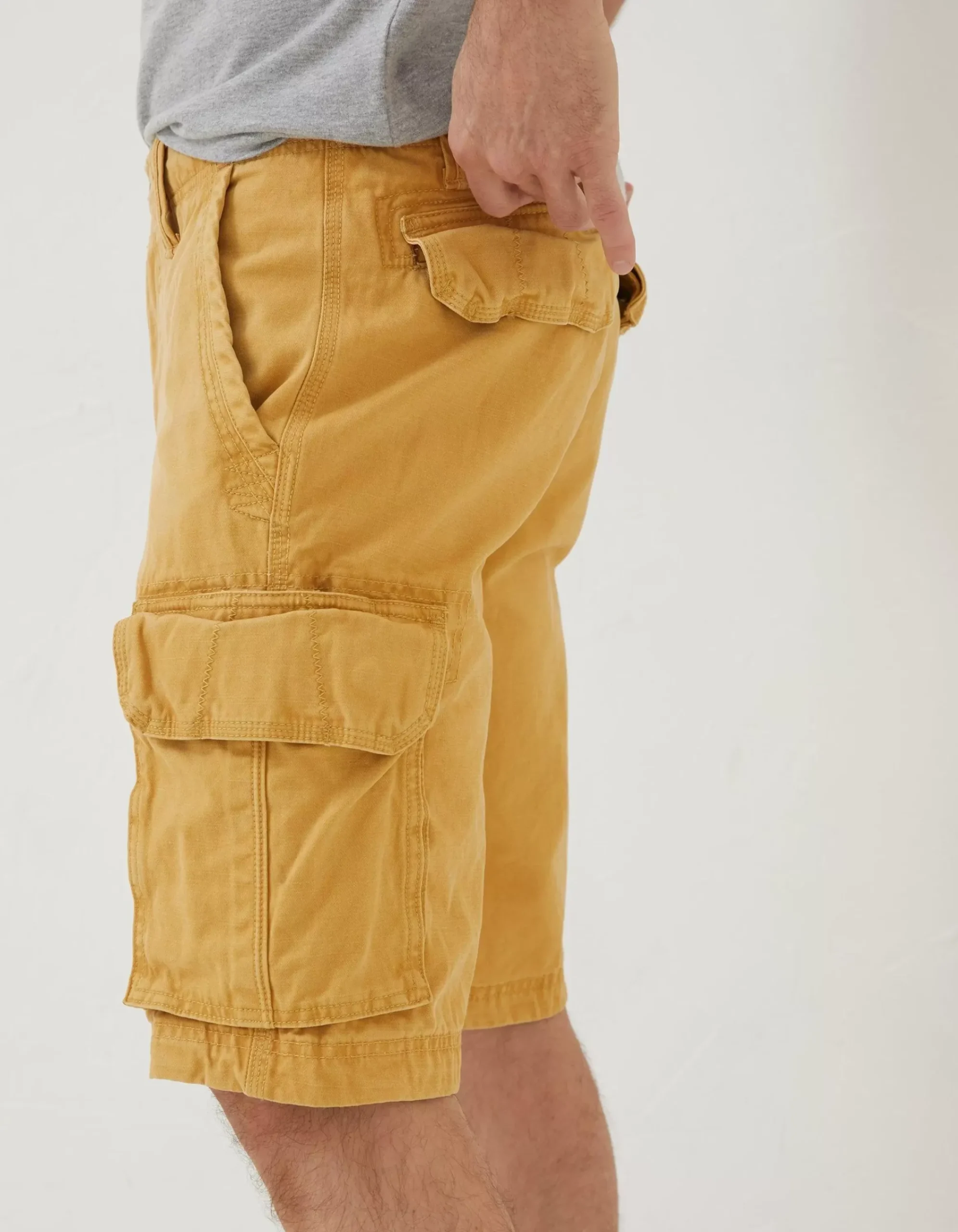 FatFace Breakyard Cargo Shorts Golden Yellow Best
