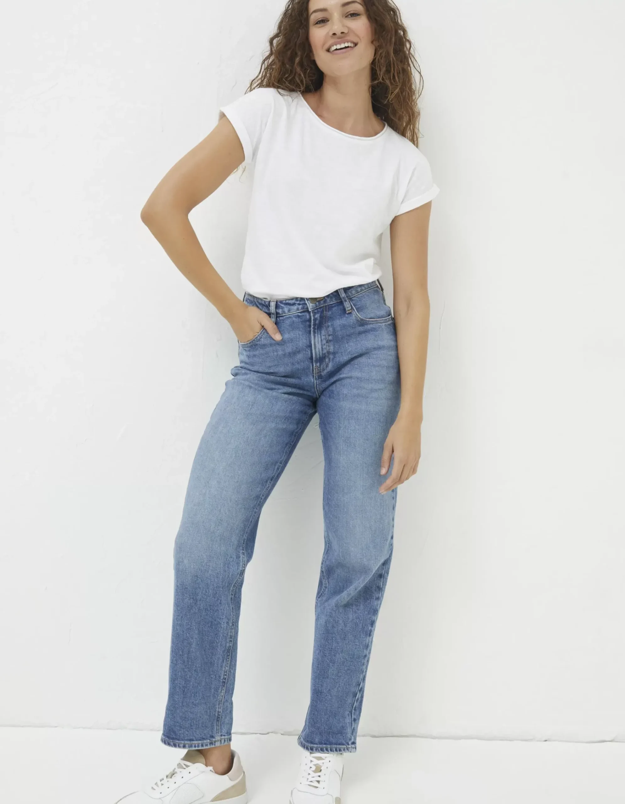 FatFace Ludlow Boyfriend Jeans Mid Blue Best