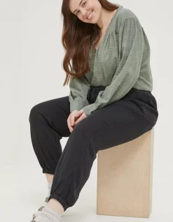 FatFace Lyme Plain Joggers Black Online