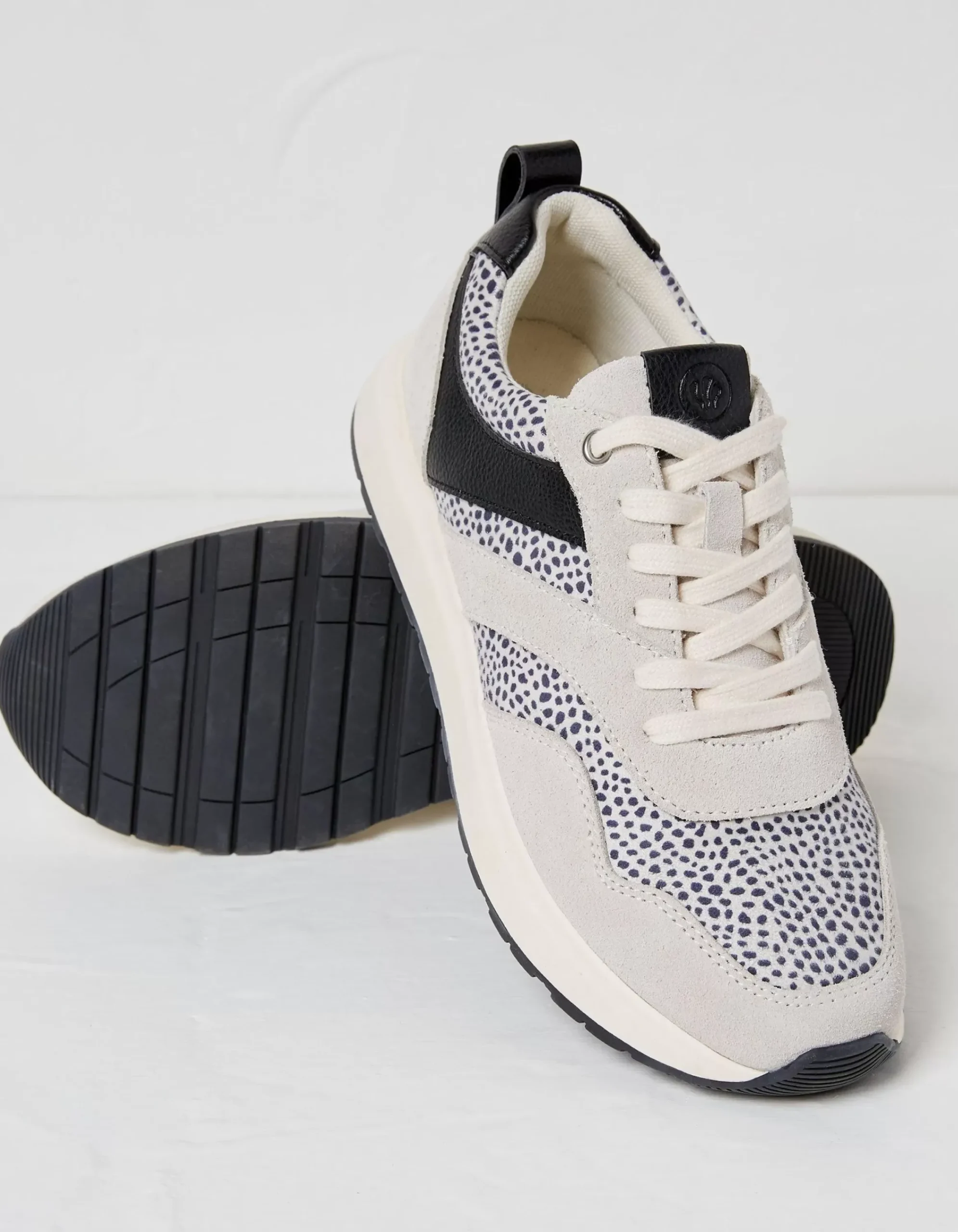 FatFace Nessa Runner Trainer Black Online